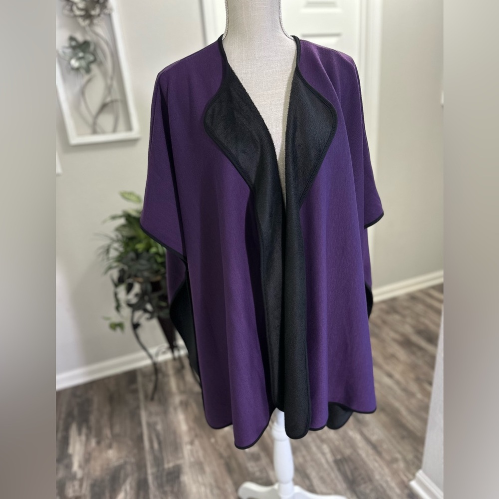Andrew Marc Women’s Dual-Tone Purple Black Poncho Wrap